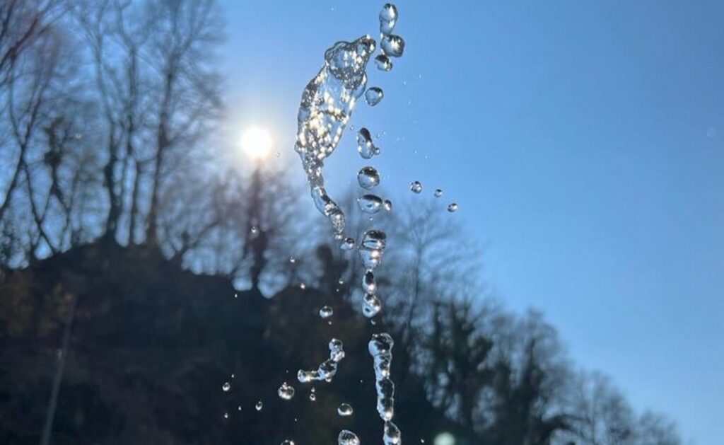 Foto di uno schizzo di acqua